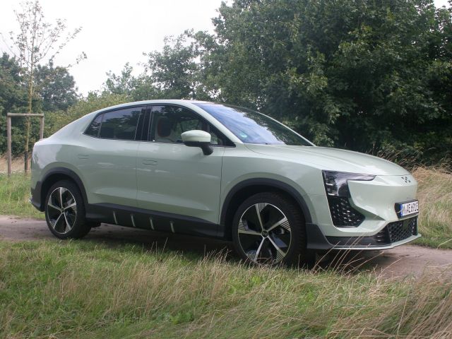 Praxistest Aiways U6: Groß und sparsam - Bild 1