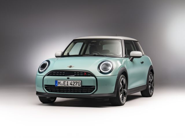 Mini Cooper mit C und S - Bild 1
