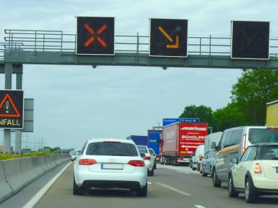 Ratgeber: Bußgeldfalle rotes X