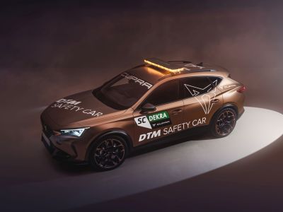 Der Cupra Formentor sichert die DTM ab