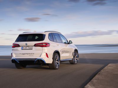 Fahrbericht BMW iX5: Auch er macht Dampf – Wasserdampf