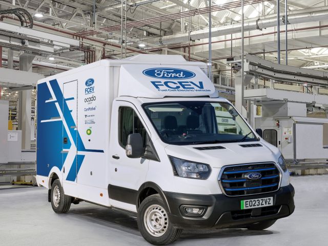Ford rüstet acht E-Transit auf Brennstoffzelle um - Bild 1