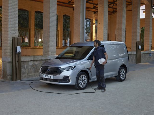 Ford Transit Connect auch als PHEV - Bild 1
