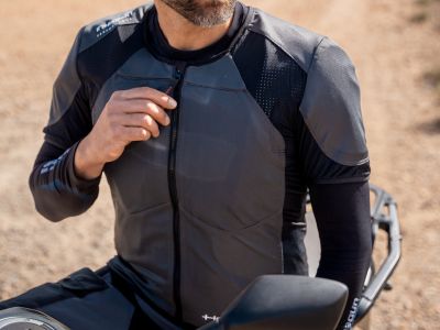 Neue Airbag-Weste von Held