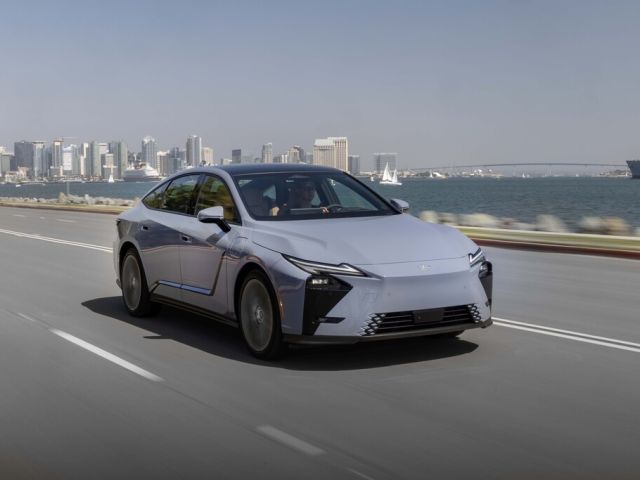 Lexus schlägt ein neues ES-Kapitel auf - Bild 1