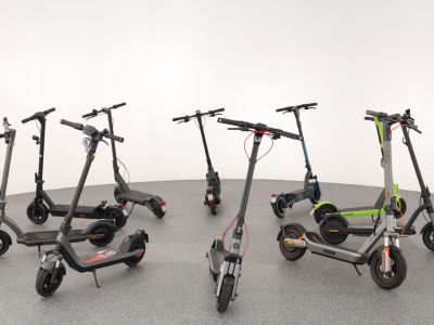 Der ADAC testet zehn E-Scooter