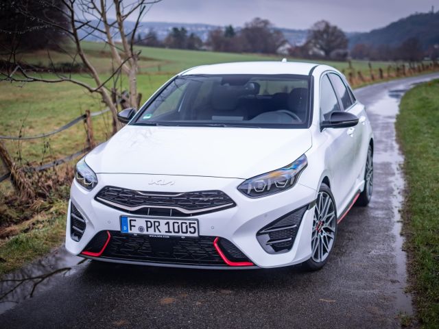 Praxistest Kia Ceed GT 7DCT: Den will man selbst schalten - Bild 1