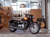 Zwei Legenden von 1959: Triumph spielt auf der Gibson - Bild 2