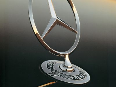 Luxusstrategie zahlt sich für Mercedes-Benz weiter aus