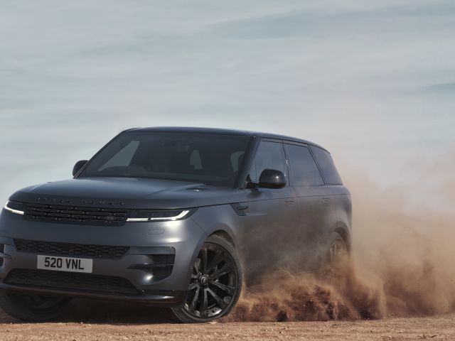 Die dunkle Seite des Range Rover Sport - Bild 1