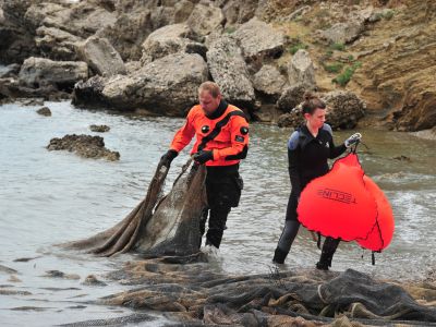 Hyundai und Healthy Seas holen über 40 Tonnen Müll aus dem Meer