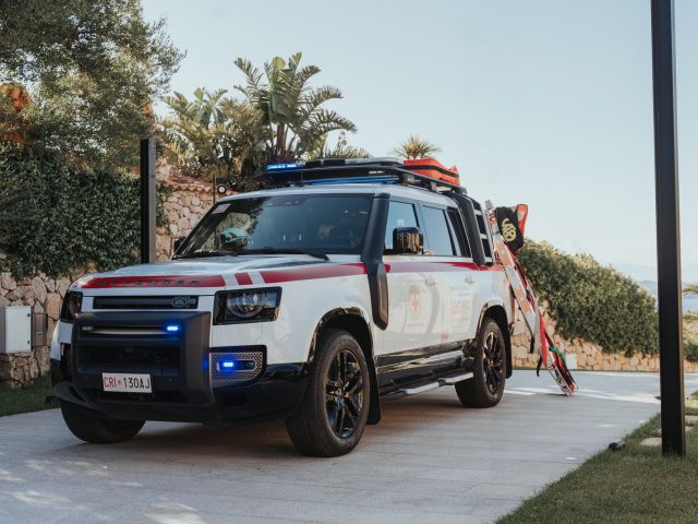 Ein besonderer Defender für Katastropheneinsätze - Bild 1