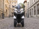 Yamaha rüstet den Tricity 300 mit einem Airbag aus - Bild 13