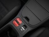 Jeep frischt den Avenger auf - Bild 6