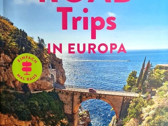 Im Bücherregal: 22 Touren durch Europa - Bild 1