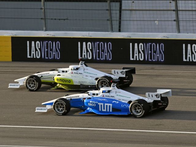 TUM ist Vizeweltmeister im autonomen Rennfahren - Bild 1