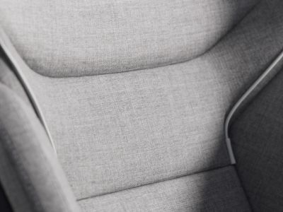 Volvo EX90 kommt mit puritischem Luxus