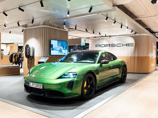 Porsche richtet Pop-up-Store ein - Bild 1