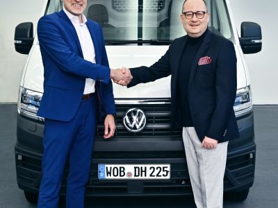 Volkswagen liefert 6000 Crafter an Hymer