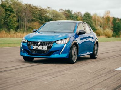 Peugeot 208 bekommt 48-Volt-Hybridantrieb
