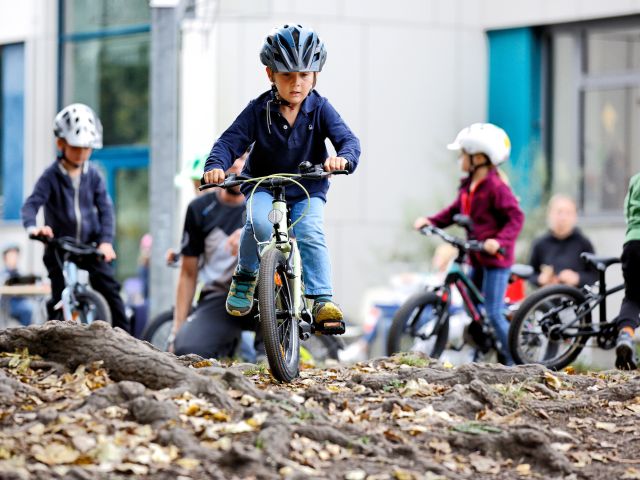 ADAC testet Kinderfahrräder: Das teuerste ist das beste - Bild 1