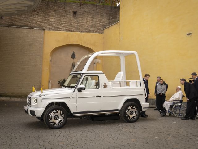 Auch der Papst fährt elektrisch - Bild 1