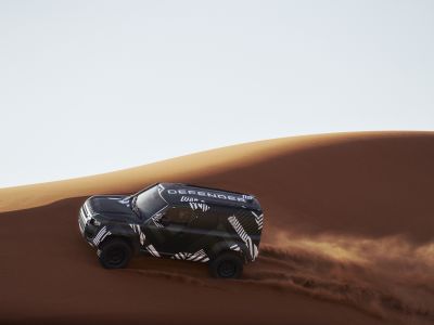 Defender bereitet sich auf die Dakar vor