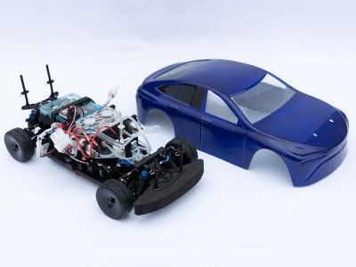 Schulteams treten mit aufgepeppten Modellautos an