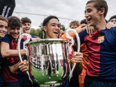 U15-Mannschaften kicken um den Porsche-Fußball-Cup