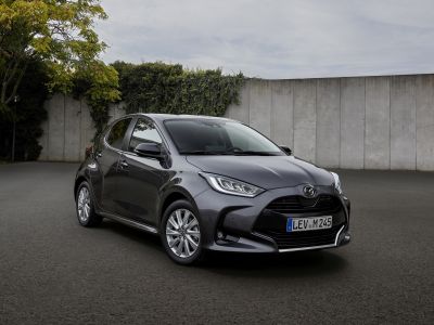 Mazda2 Hybrid startet bei 20.990 Euro