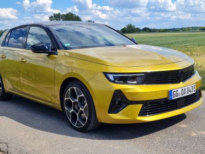Vier Sterne für den Opel Astra Hybrid