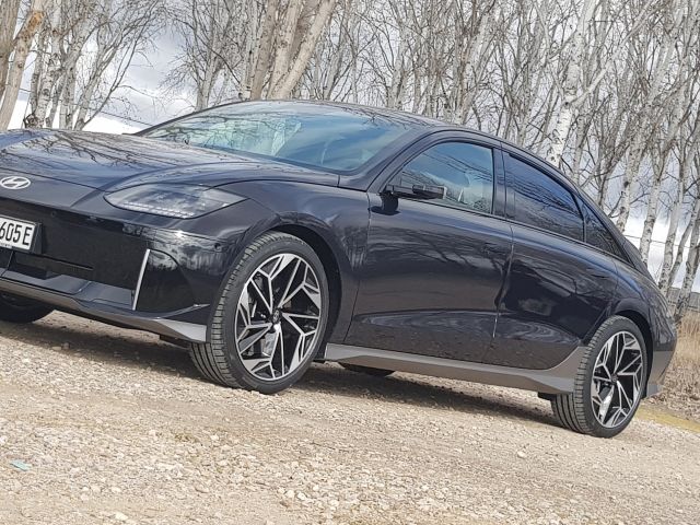 Fahrbericht Hyundai Ioniq 6: Linien-Stromer - Bild 1