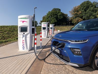 Kia Charge: 30 Cent Rabatt an Ionity-Säulen