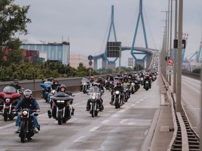 Zwei Elbmetropolen verwandeln sich in Harley-Hochburgen