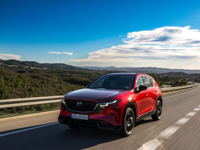 Über 2500 Vorbestellungen für den neuen Mazda CX-5 - Bild 1