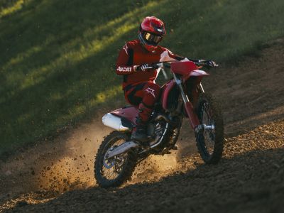 Ducati Desmo 250 MX jetzt auch für Privatfahrer
