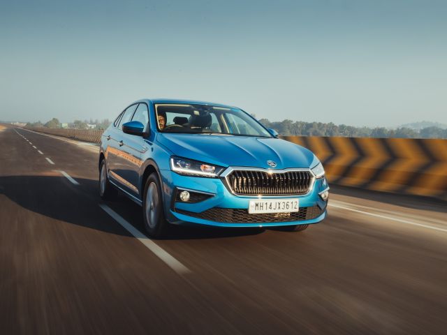 Der Skoda Slavia hat auch Platz für den Glücksbringer  - Bild 1