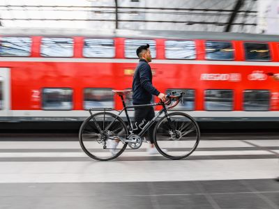 ADFC plädiert für kostenlose Fahrradmitnahme im Nahverkehr