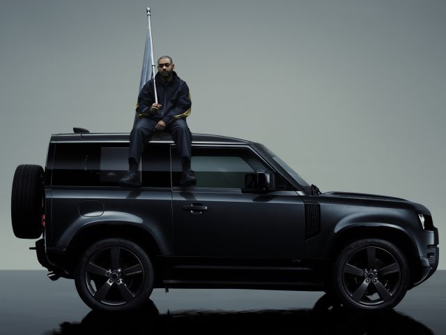 Geländewagen-Ikone mit TikTok-Kanal - Bild 1