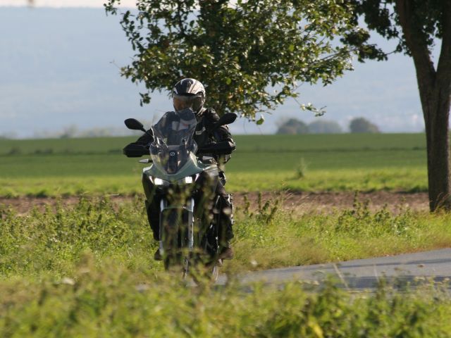 Ratgeber: Sicherer Start in die Motorradsaison - Bild 1