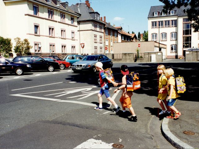 Ratgeber: Mit Erstklässlern den Schulweg üben - Bild 1