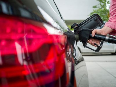 Spritpreise nahezu unverändert