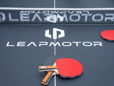 Leapmotor steigt ins Tischtennis ein