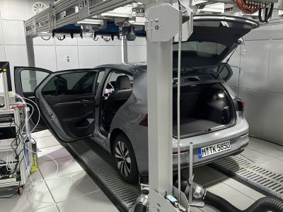 Wenn der Neuwagen noch ausdünstet …