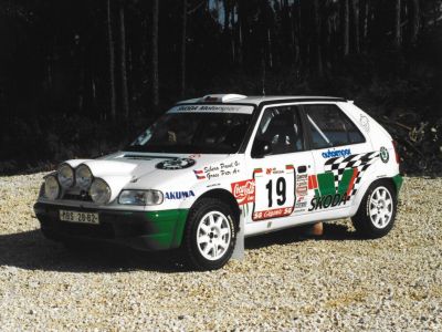 125 Jahre Motorsport bei Skoda (14): Der Felica zeigt Flagge