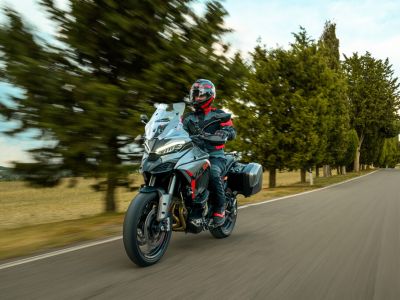 Motorradmarkt: Elektroantriebe nehmen Fahrt auf