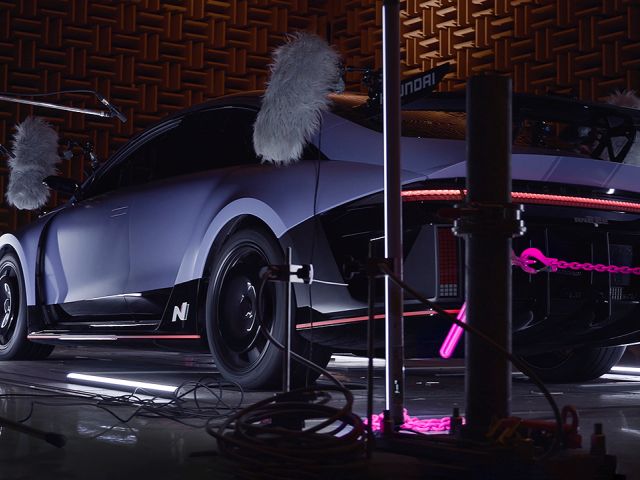 Hyundai zeigt kurzen Blick auf fahrenden Ioniq 5 N - Bild 1