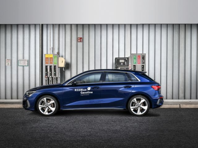 Audi liefert Neuwagen mit nachhaltigen Kraftstoffen aus - Bild 1