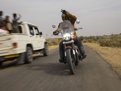 Fahrbericht Royal Enfield Super Meteor 650: Cruiser mit großen Ambitionen 