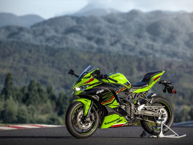 Kawasaki bringt 80 PS in die 400er-Klasse - Bild 1